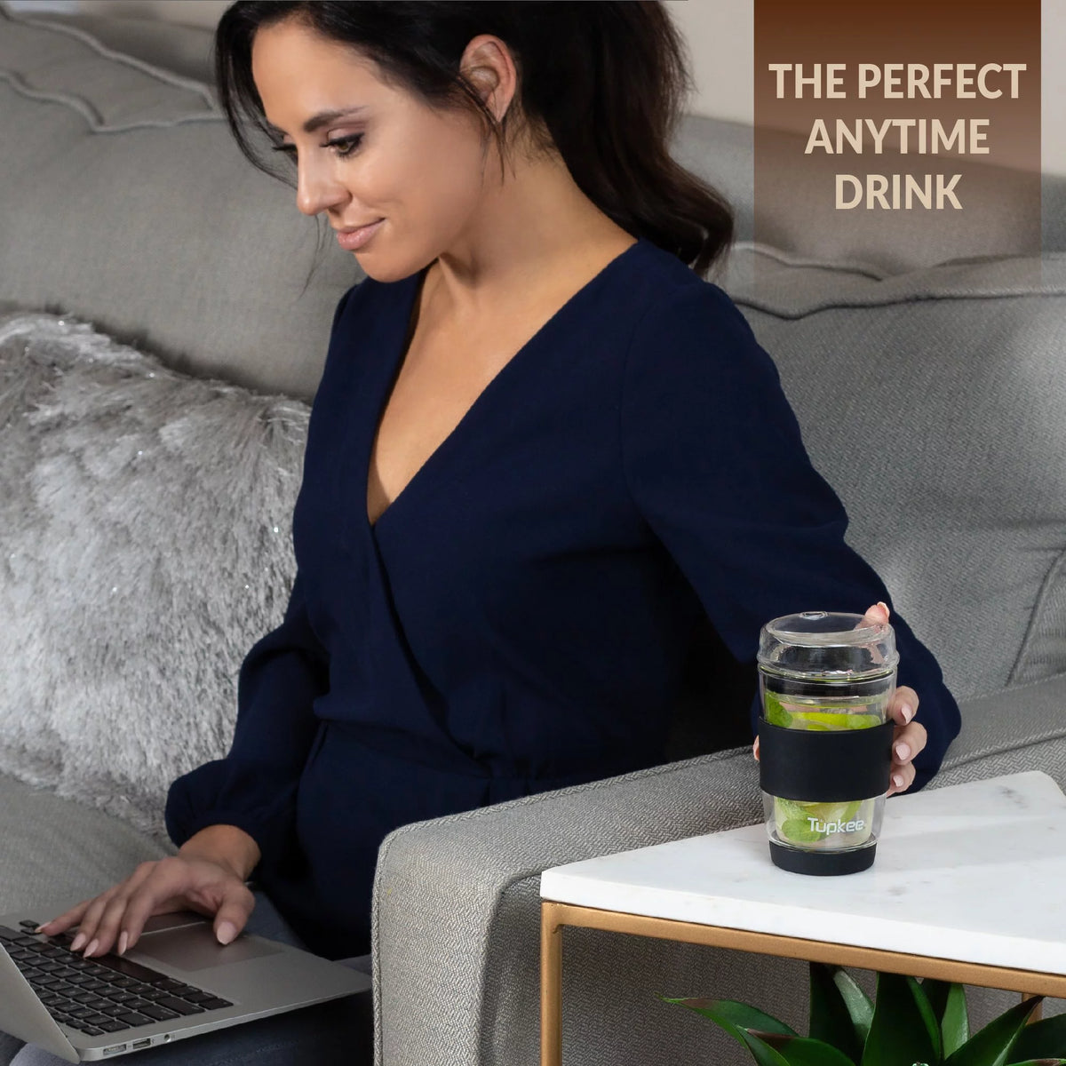 Black 8-Ounce Double Wall Glass Tumbler with Lid I8417