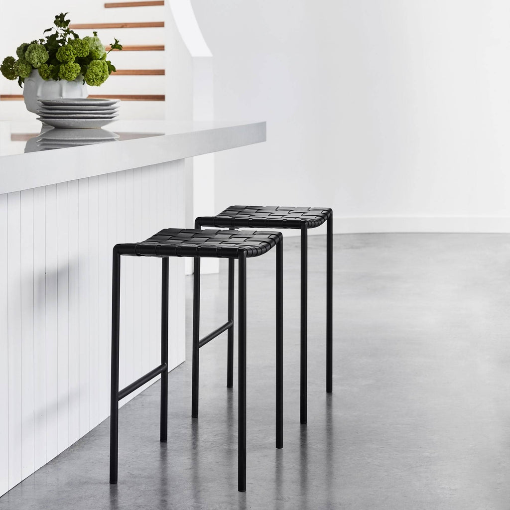 Leather Weave Bar Stool U628