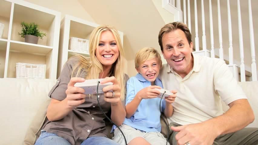 TV Retro Game Console with 2 Wired Controllers G77105