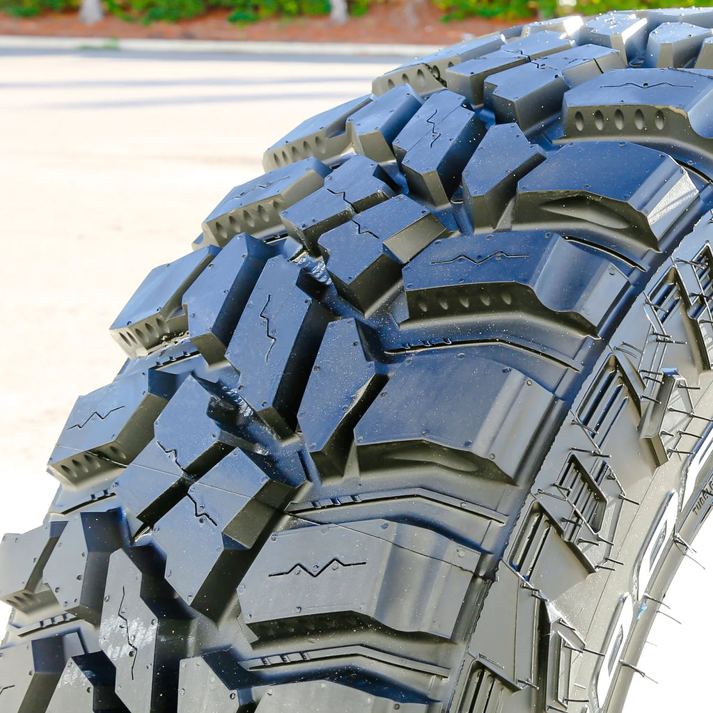 Set of 4 Mud Tires Q7552