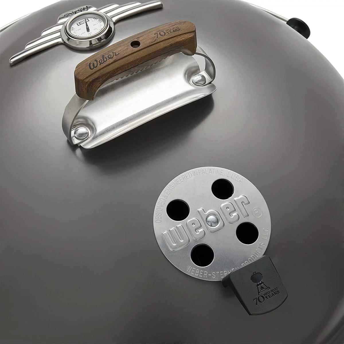 22 in. Kettle Charcoal Grill M663