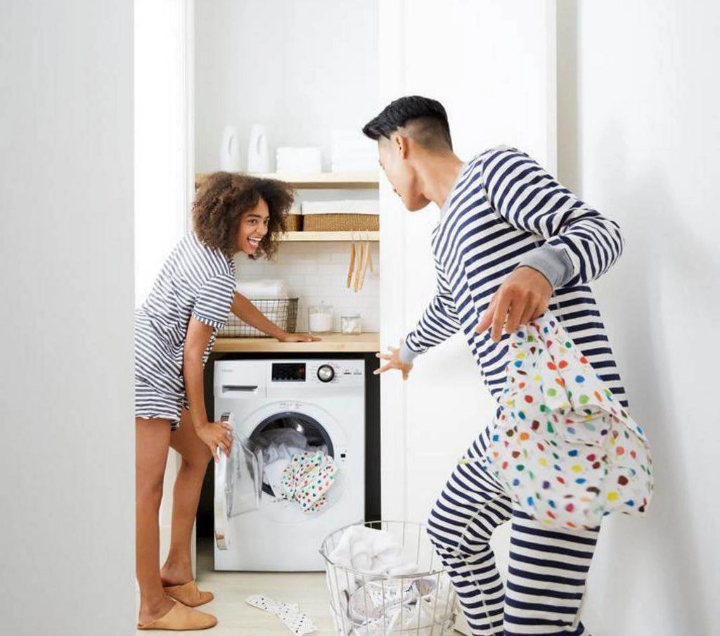 White Front Load Washer And Dryer Combination J83469