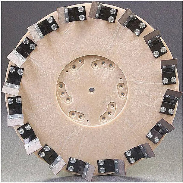 16 In Abrasive Pad for Concrete Sanding Q156