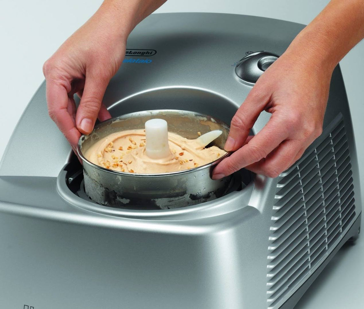 Gelato Maker with Self-Refrigerating Compressor E5274