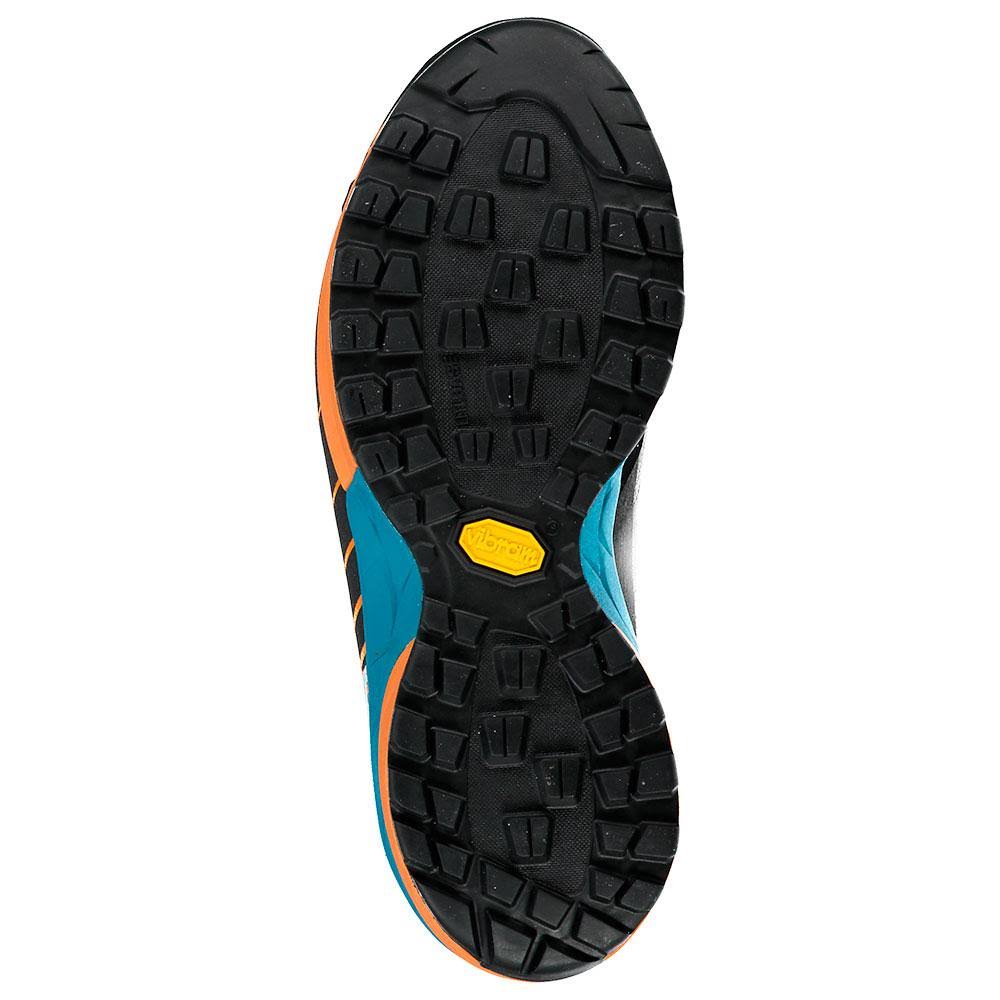 Shark/Tonic Hiking Shoes X25234