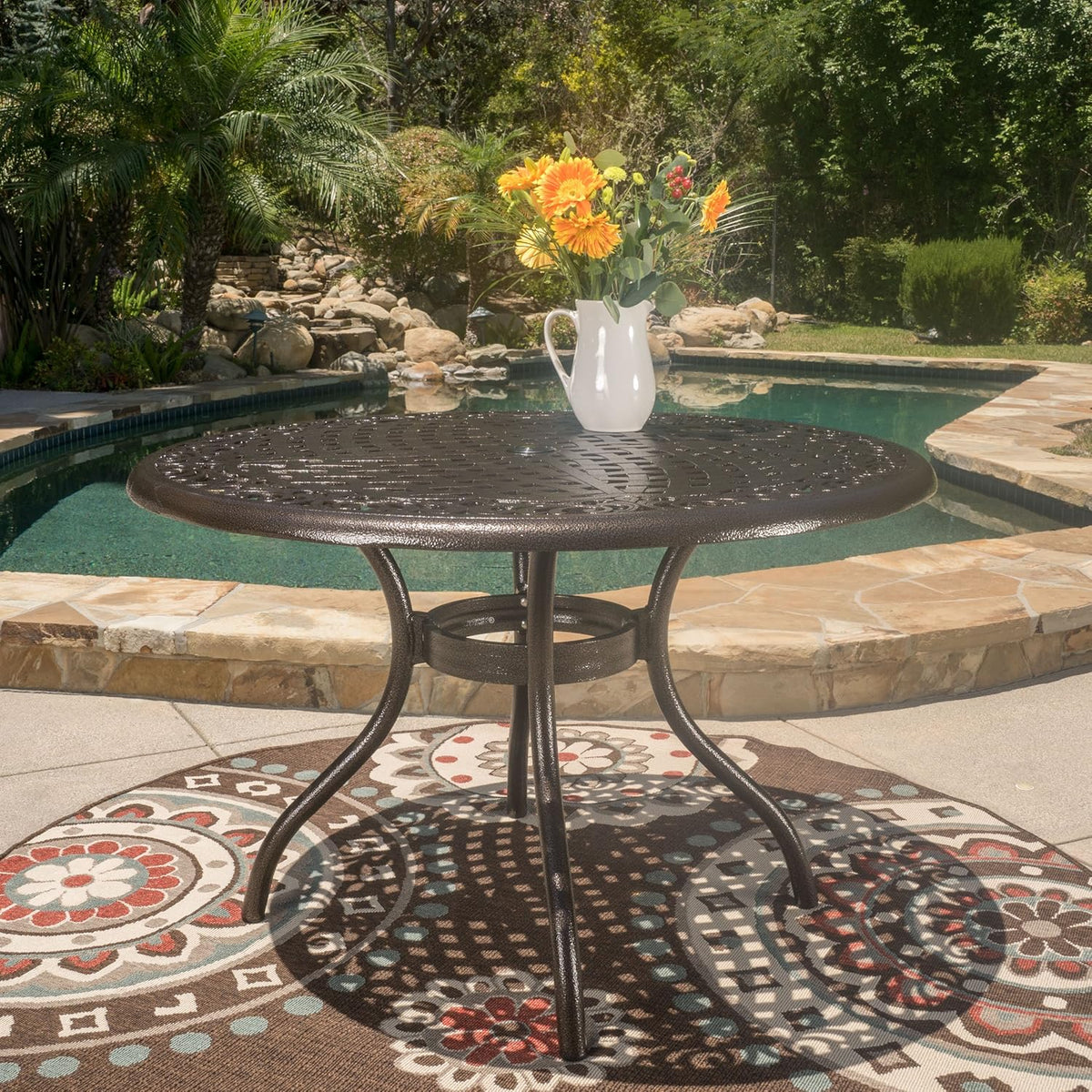 Cast Aluminum Round Table U667689