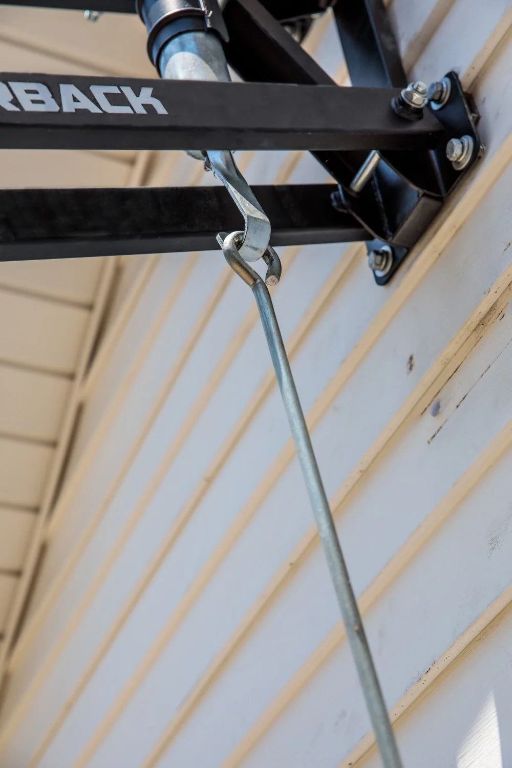 Wall Mounted Adjustable-Height Basketball Hoop U994
