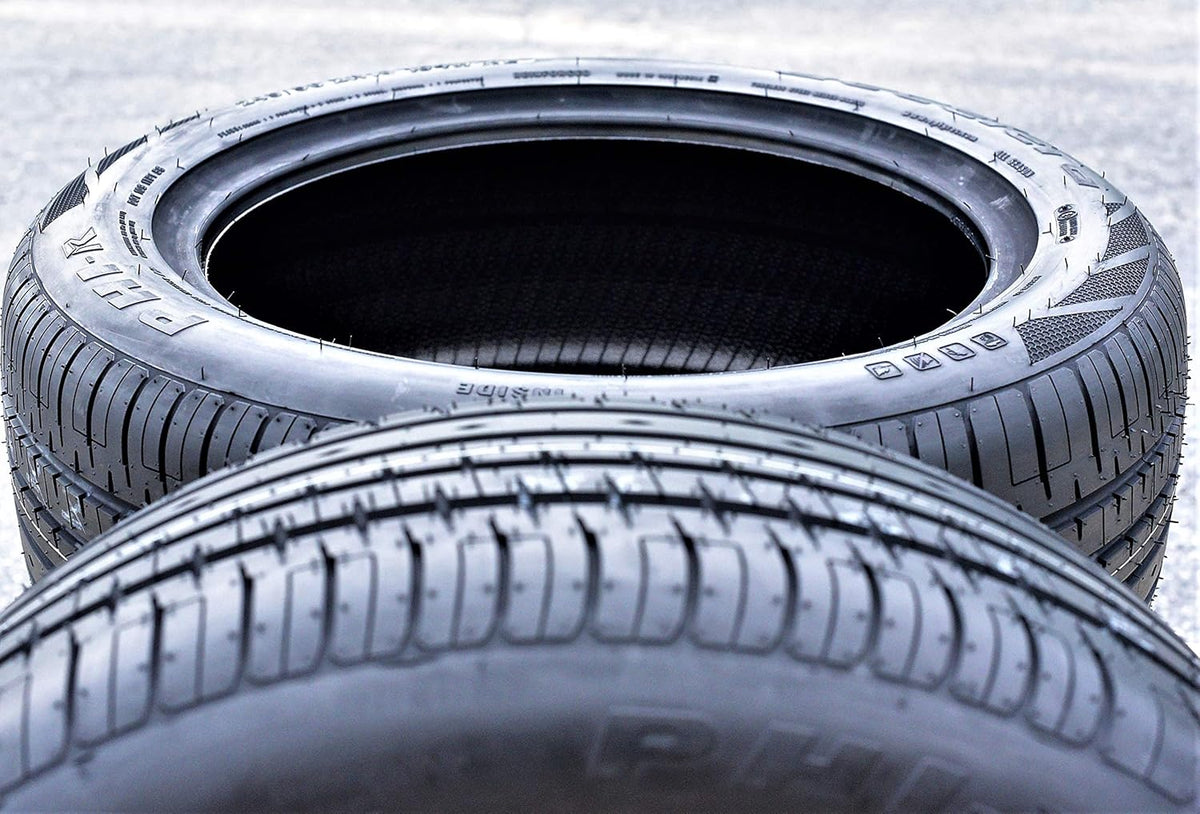 All-Season Performance Radial Tire 205/55R17 95V XL I200732
