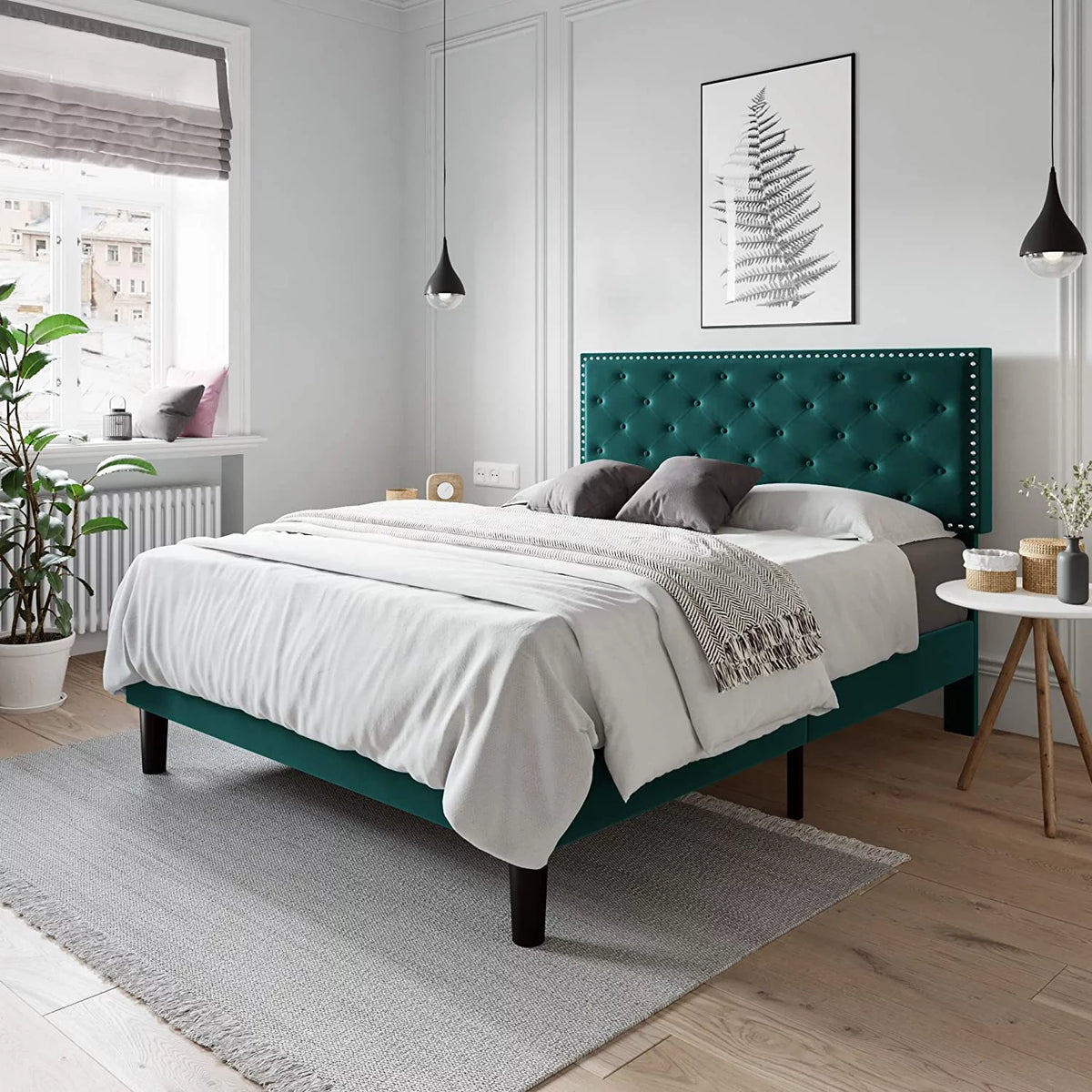 Queen Size Light Grey Velvet Upholstered Platform Bed M628349