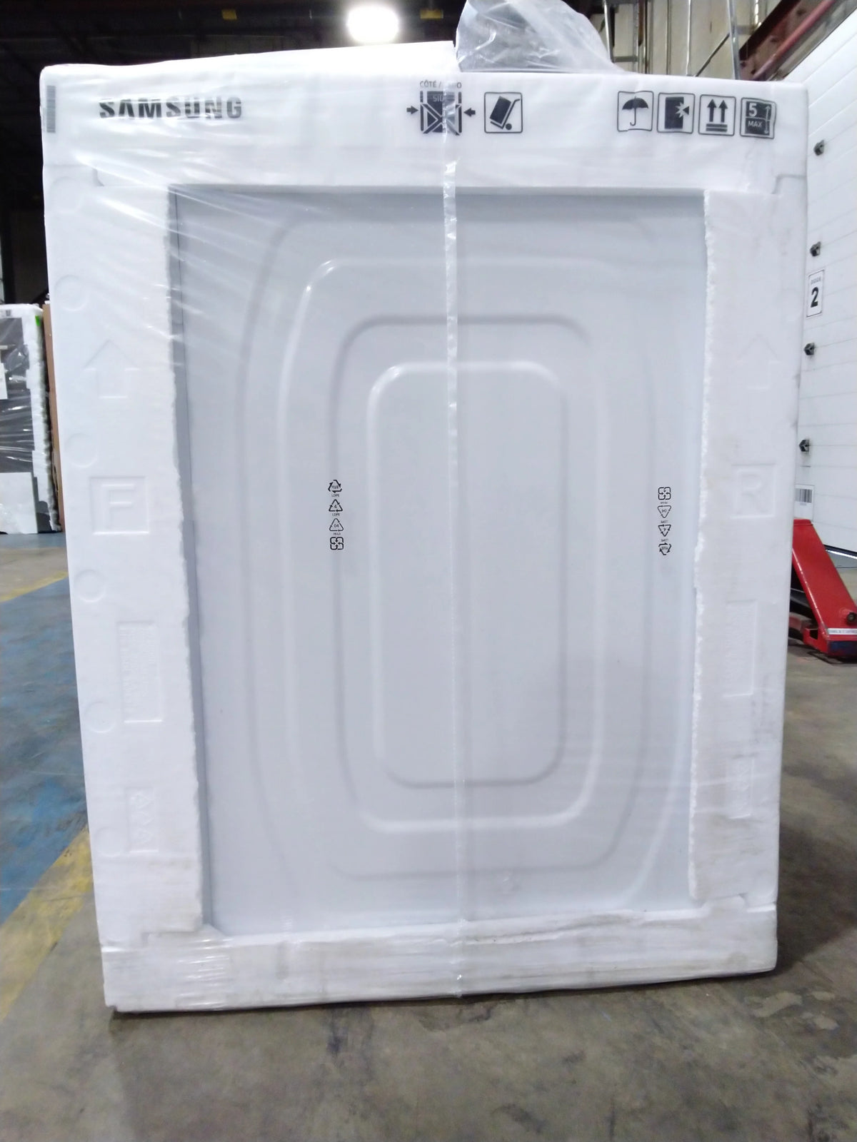 White Front-Load Washer & Electric Dryer X34834