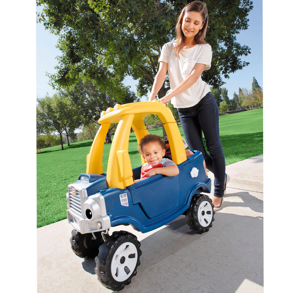 Ride-On Truck with Removable Floorboard M6945
