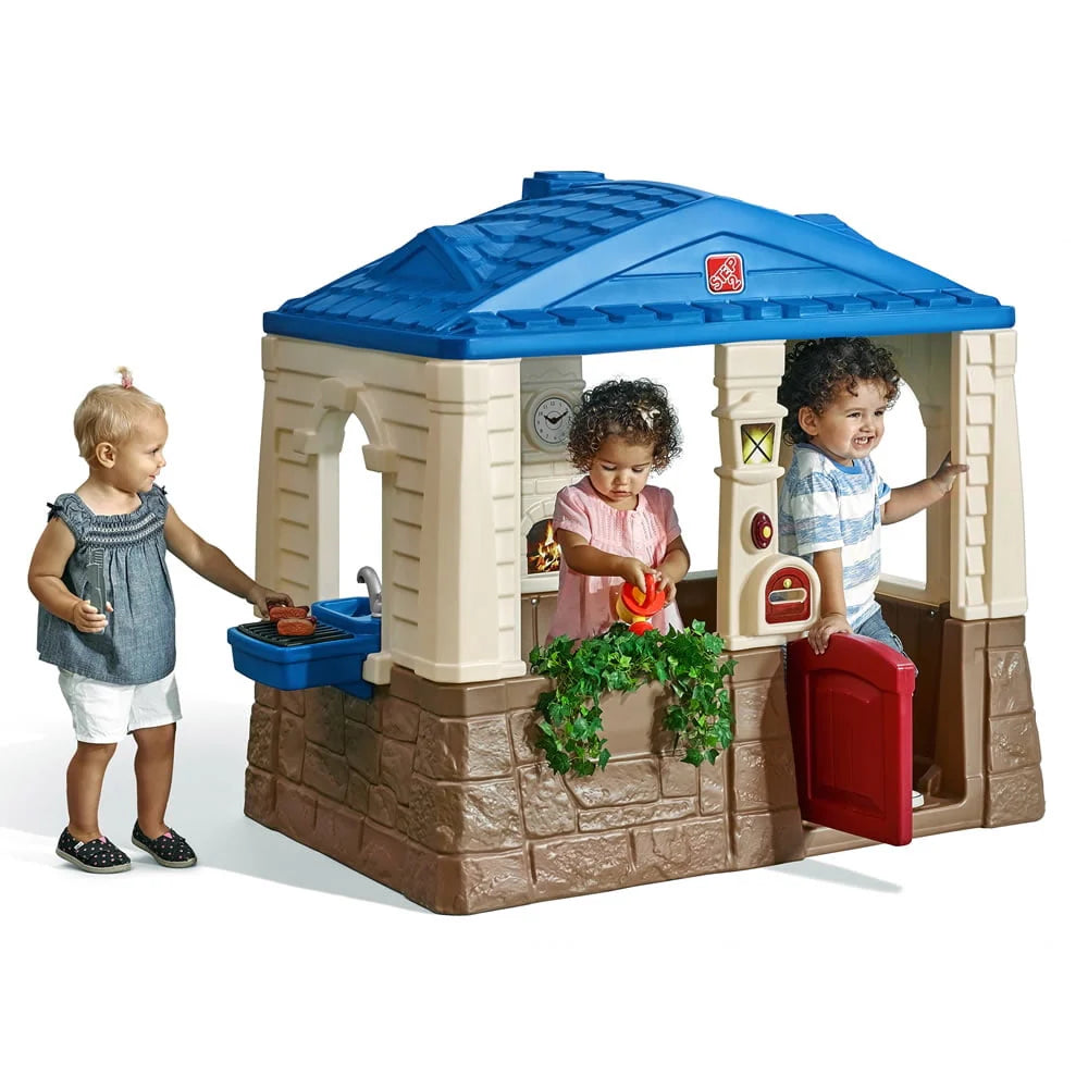 Brown Plastic Playhouse J6051