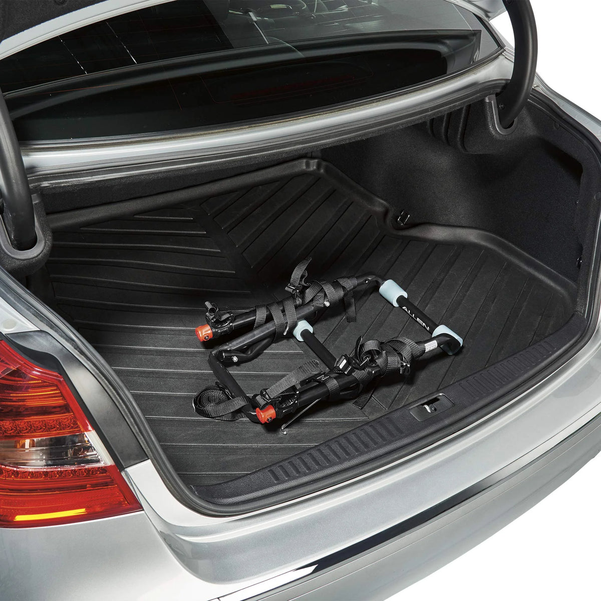 2-Bike Trunk Mount Rack O452