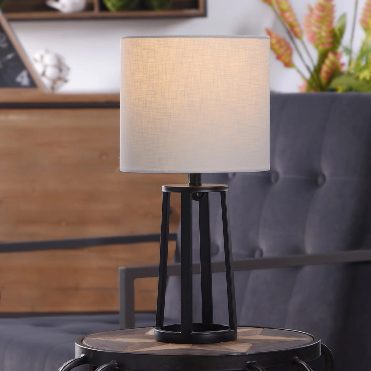 Matte Black Table Lamp with Drum Shade B1400