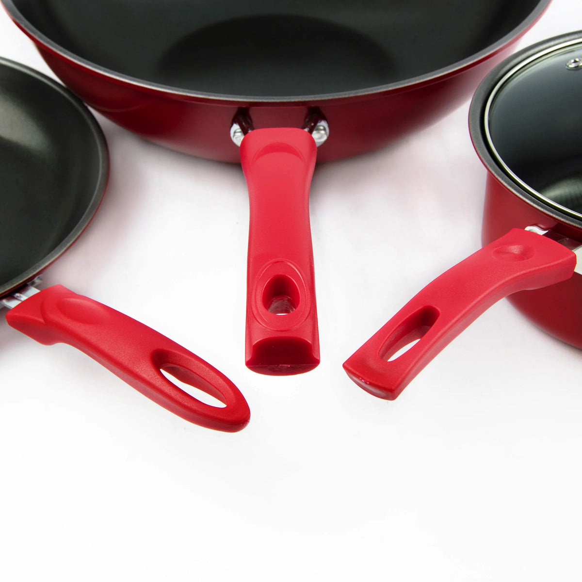 4-Piece Non-Stick Cookware Set in Red O89001