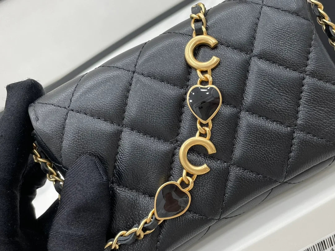 Black Mini Flap Bag O456