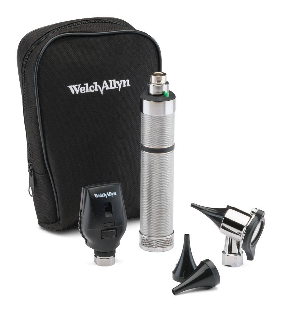 Diagnostic Set with Pneumatic Otoscope in Soft Case D520