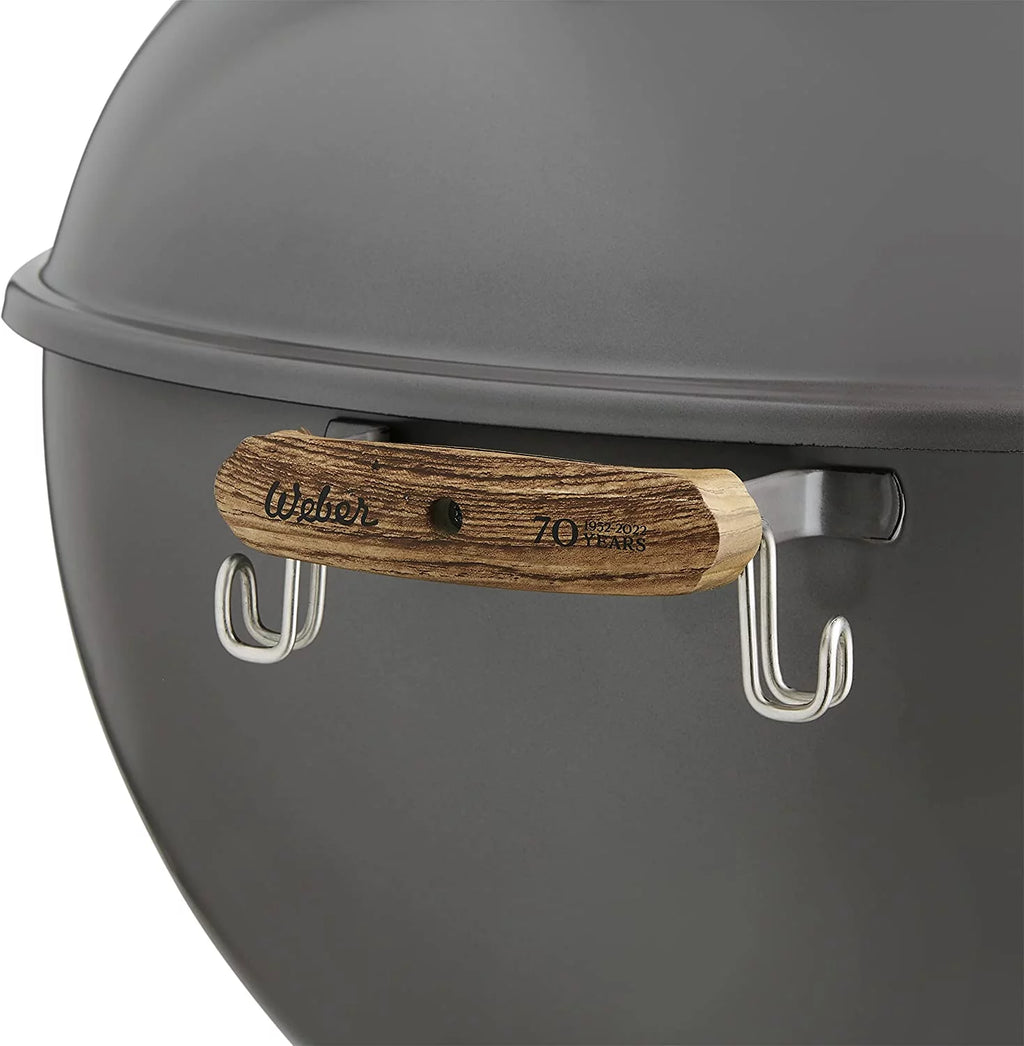 22 in. Kettle Charcoal Grill M663