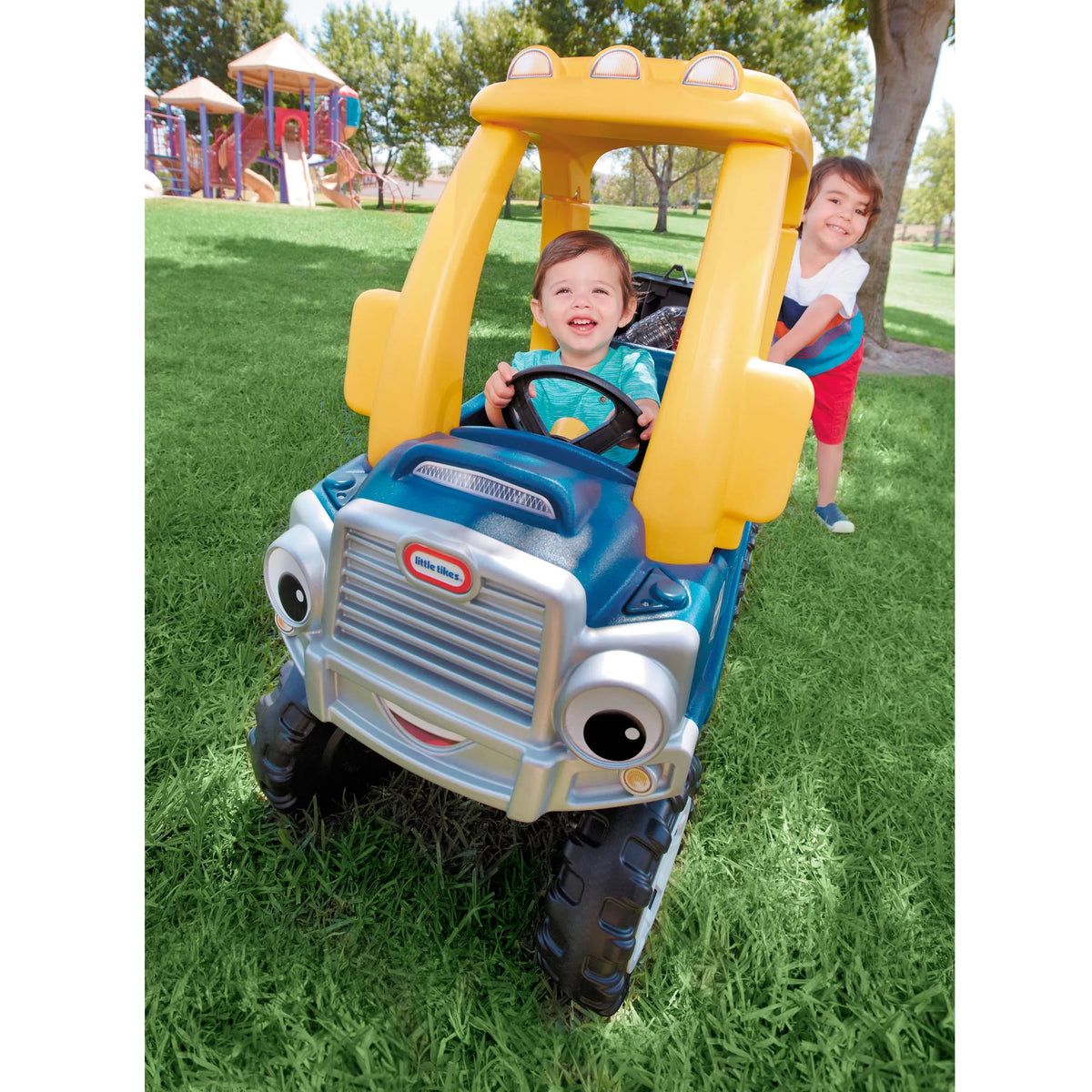 Ride-On Truck with Removable Floorboard M6945