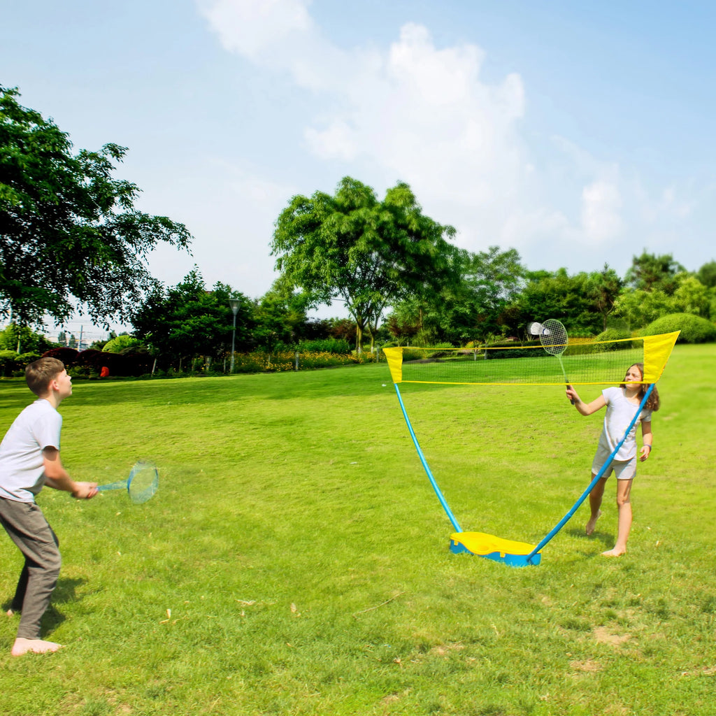 Outdoor Badminton Set with Net Rackets and Birdies K894802