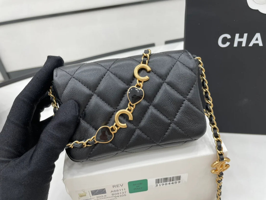 Black Mini Flap Bag O456