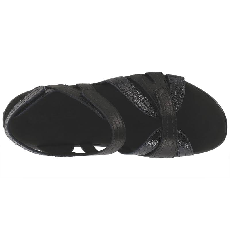 Black Sand Shoes Q444174
