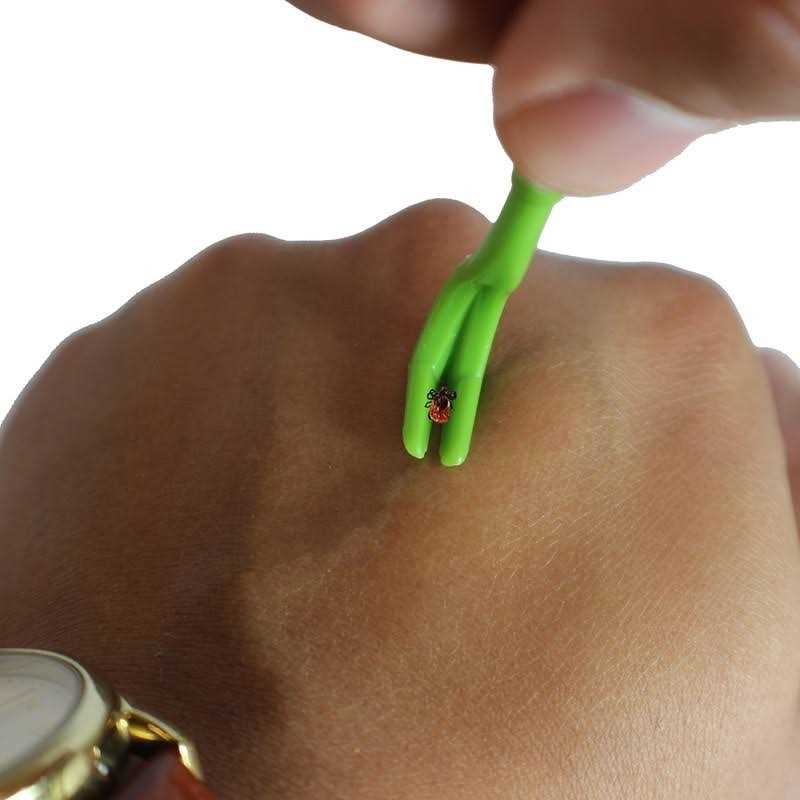 3 Pack Tick Remover Tools + Tick Identification Card D9889