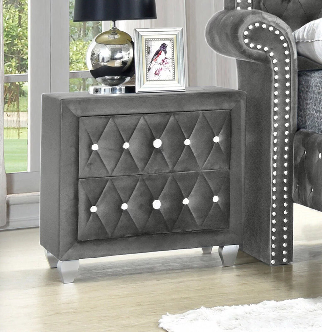 Gray Velvet Queen Size 6Pc Bedroom Furniture Set U70921